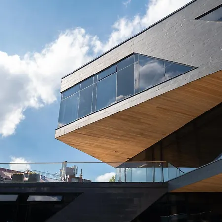 Luxury Penthouse With Amazing Views In Old Town & Free Parking! Apartment Tallinn