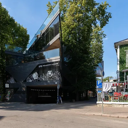 Apartment Luxury Penthouse With Amazing Views In Old Town & Free Parking! Tallinn