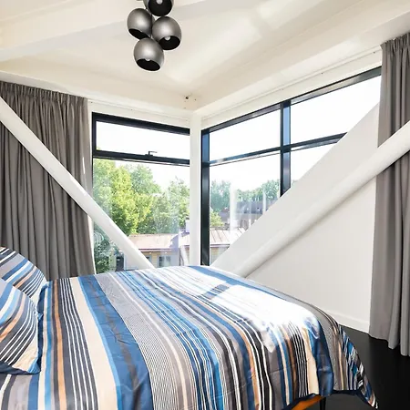 Luxury Penthouse With Amazing Views In Old Town & Free Parking! * تالين