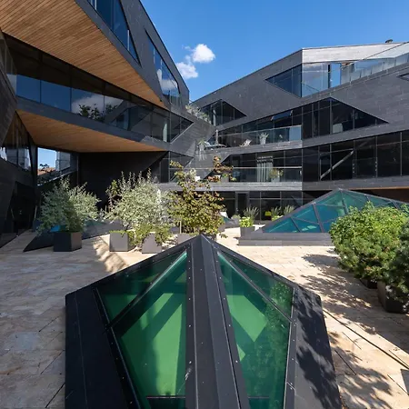 شقة Luxury Penthouse With Amazing Views In Old Town & Free Parking!