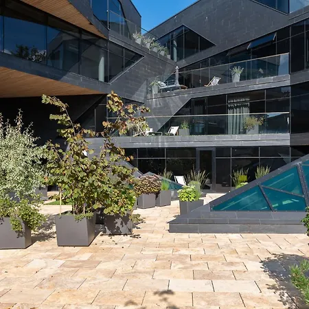 Luxury Penthouse With Amazing Views In Old Town & Free Parking! Apartamento *